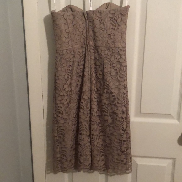 David’s bridal nude lace bridesmaid dress - Picture 4 of 5